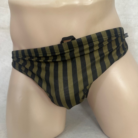Aussiebum Wonderjock Swimsuit 30-34" waist Gently worn 100% polyester - Picture 4 of 8